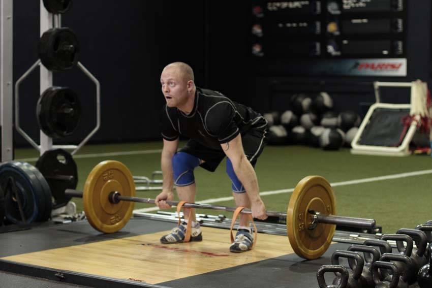 Deadlift with Bands