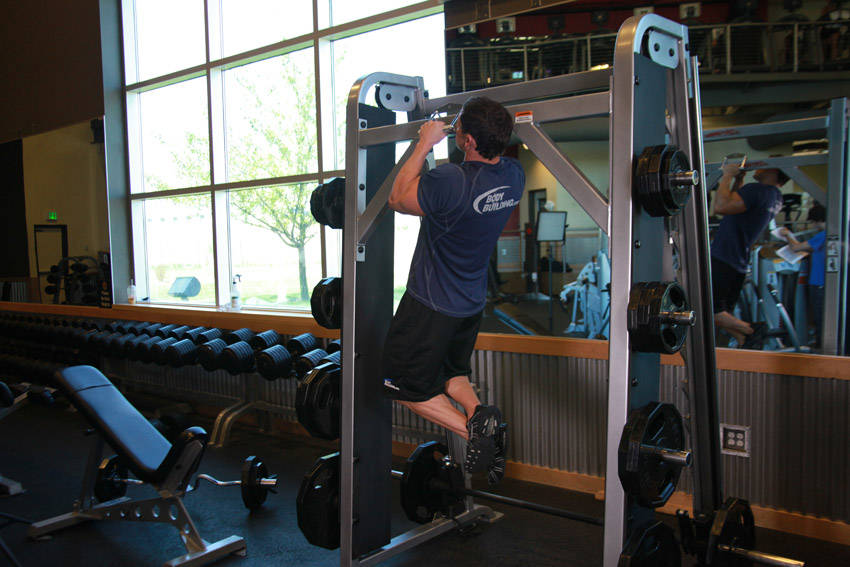 V-Bar Pullup